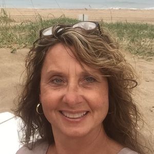 Meet your Posher, Sharon